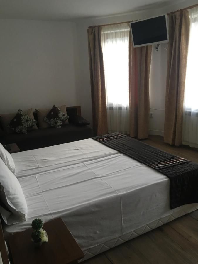 Гостевой дом Guest House Rest Cherni Osŭm-48